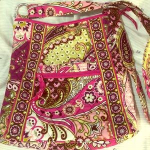 Vera Bradley Very Berry Paisley Hipster